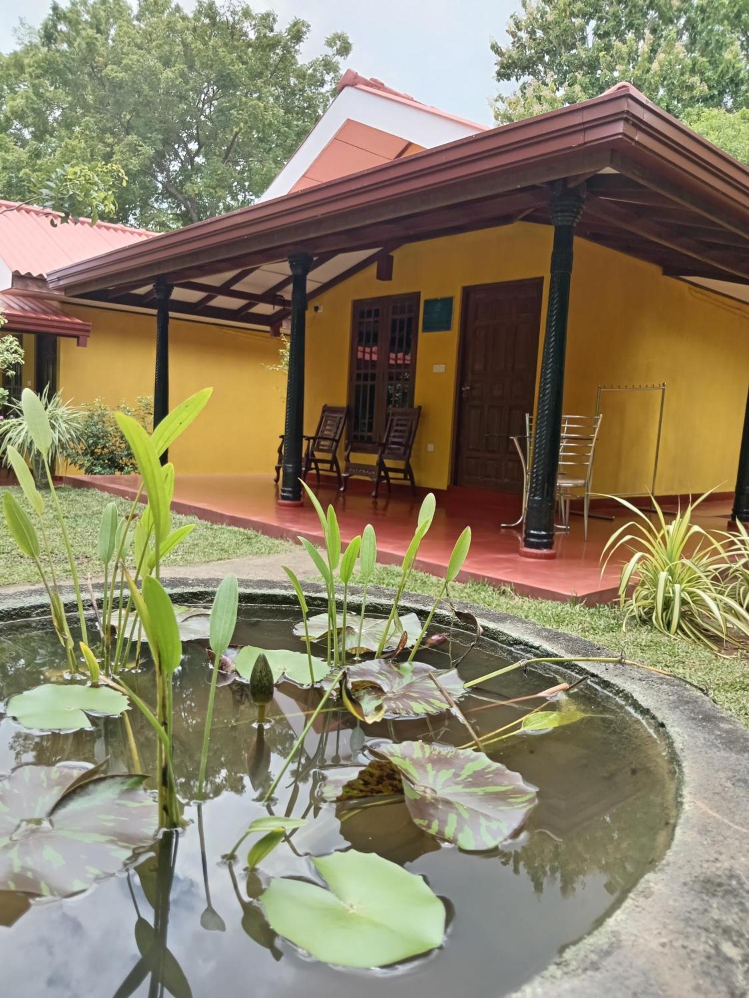 Amazon Cabanas Тиссамахарама Экстерьер фото