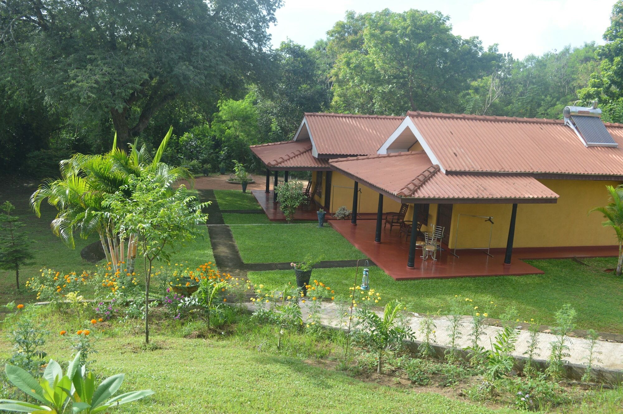 Amazon Cabanas Тиссамахарама Экстерьер фото
